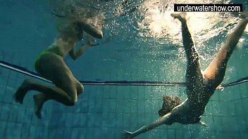 Preview 1 of Vk Milf Anal - Two sexy amateurs showing their bodies off under water