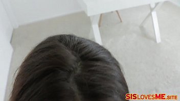 Preview 3 of Free Porn Bitck - Ike Catches His Lil Kylie Quinn Going Through His Phone