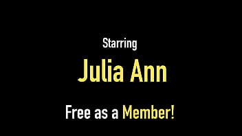 Preview 1 of Fuck Ard - Busty Julia Ann Meals Jessica Jaymes&#039_ Big Boobies &amp_ Sweet Tat!
