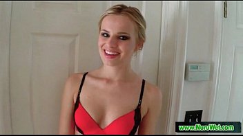 Preview 2 of Wrqdqrjrk - Sexy masseuse gives pleasure to client 01