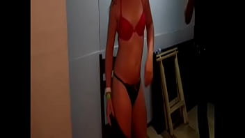 Preview 3 of Push Lovense - Bailando SEXY para mis amigos