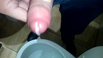 Preview 4 of Pussy Dina Sex - fui a mear u cay&oacute_ una pajilla