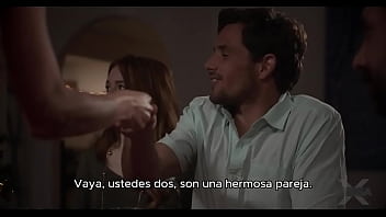 Preview 1 of Amateur Wife Sex Bed - me follo al novio de mi hermanastra en navidad. sub espa&ntilde_ol. ver completo en: pornsuborg