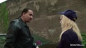 Preview 1 of Bahu Rape Vedio - Unterfickte Politesse laesst sich von Fremden Ficken
