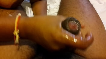 Preview 4 of Cutie Virgin Sexxx - Tamil girlfriend sucking during a friendly visit.
