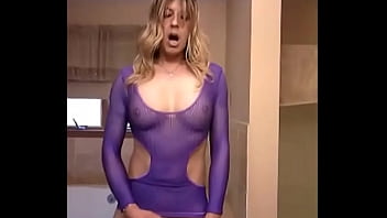 Preview 2 of Bideo Xx Sd - Very Hot Milf Shemale Cums on Cam