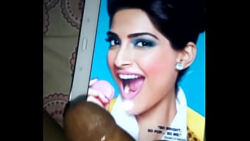 Preview 1 of Anal Amatur Hd Sex - cum on sonam kapoor