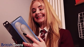 Preview 1 of Girls X Boy - British 18 Year Old College Student Squirts On The Fucking Machine