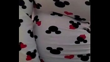 Preview 4 of Treesome Pretty - me encuero por cam part 3