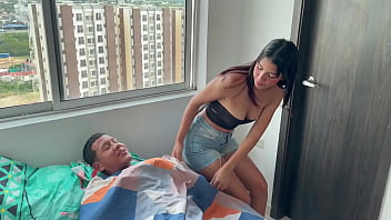 Preview 2 of Big Antis Telugu - Mi gran hermanastro esta enfermo y le doy la follada de su vida para que se cure