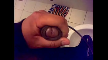 Preview 4 of Big Boobs Fuck Hatd - Paja en mi ba&ntilde_o