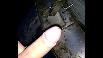 Preview 1 of Gay Help - Paja de argentino en el trabajo.