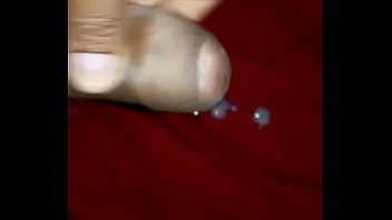 Preview 3 of Sunni Leen - Me manda un v&iacute_deo en whatsapp parte 2