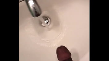Preview 1 of Mys Gonna Cum - trim.3F4A1F5E-8BBF-413D-A68A-02687C126CE4.MOV