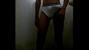 Preview 1 of Chinese German Onlineel Spam - Banho de cueca branca #2