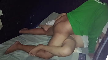 Preview 3 of 34 Six Brazzer - Asawa ni pare kinantot ni foreman.