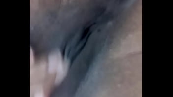 Preview 1 of Tube Porn Guzi - Mulata se masturbando