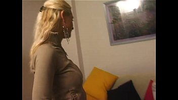 Preview 1 of Faimly Fak - RosenbergPorn#172