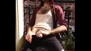 Preview 3 of Lun Lmba Wala Xxxx - Italian with a massive cock jerking on balcony
