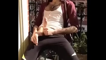 Preview 1 of Lun Lmba Wala Xxxx - Italian with a massive cock jerking on balcony