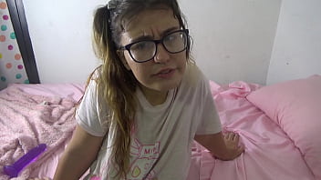 Preview 4 of Sri Lanka Hamuduruwo Sex Ass Mp4 - Dumb little cunt degrades herself