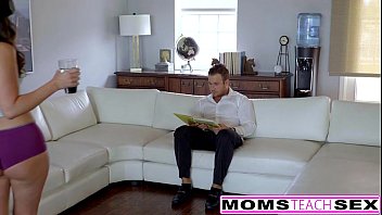 Preview 1 of Horny Pregnant Wife Fucked - 480P 600k 106112482