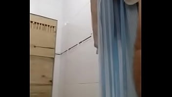 Preview 1 of Anna Foxxxa - z&eacute_ reis punhetando