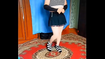 Preview 2 of Chuda Chudi Video Download - Jerking Shemale at Home First Part Cumming Out in Second Part