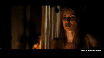 Preview 4 of Goa Lesbian - Elena Anaya and Natasha Yarovenko Room in Rome