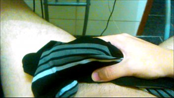 Preview 1 of Xxx In Roos - Brincando pra minha amiga do whats
