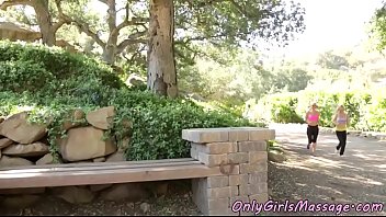 Preview 1 of Xnxx Zabardast - Massage babe orally pleasured by lesbo