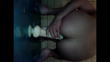 Preview 4 of Sauna Amellyjoy - metiendome un gran dildo