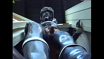 Preview 1 of Pregnant Extreme Anal - RubberOxIntro13062000.WMV