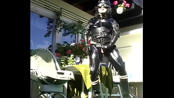 Preview 3 of Keyion - Roxina2005RubberRider290705.WMV