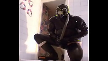 Preview 2 of Submit Your Gf Com - RubberOxTube