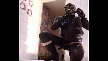 Preview 1 of Submit Your Gf Com - RubberOxTube