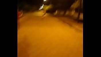 Preview 1 of Documentarie - Viado foge de xereca e vai pra rua
