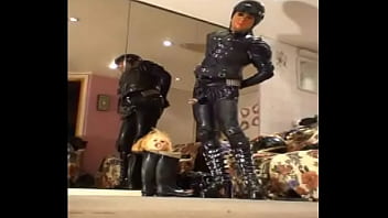 Preview 1 of Xxux Bus Grope Xvideo - ShinyBlackLackBiker