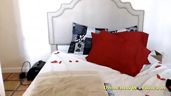 Preview 1 of Asiane Mom Sleeping - TATTED ANNA PLAYS WITH HER PUSSY