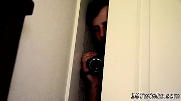 Preview 1 of Striptize Club - Movies twinks emos gays Bareback Boy Jessie Gets Covered In Cum!
