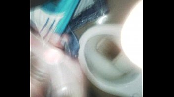 Preview 3 of Hyd Sex Genki - toilet masturbation