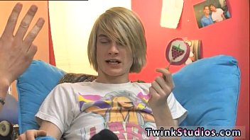 Preview 1 of 14 Yer Gold Sex Girl - Gay twink begging for dick first time Aidan and Preston are dangling