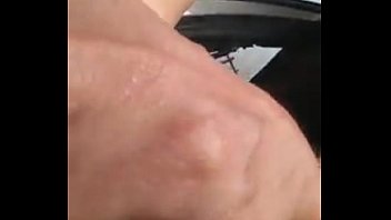 Preview 2 of Double Dog - Masturbandome en el carro