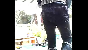 Preview 1 of Auto Rides - Roxina2006RetroDollWank040906.WMV