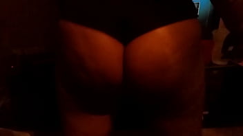 Preview 2 of Roboydyesc - Thick Atlanta chick ass shaking before getting power fucked