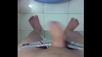 Preview 1 of Sexxx Yung First Time - Em trai 93 hn th&egrave_m địt