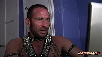 Preview 1 of Wite Babys - Gay Slave Sucks Cop&#039_s Dick