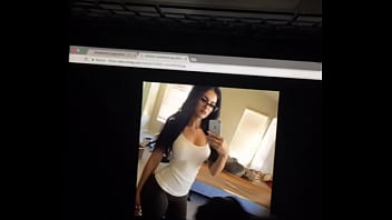 Preview 2 of Xnxx Zwamal 17 - Sssniperwolf cum tribute