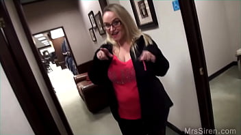 Preview 2 of Avtar Movies - Dressing Room MILF