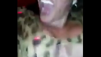 Preview 3 of Dance Sxs - Culona transexual y chichona